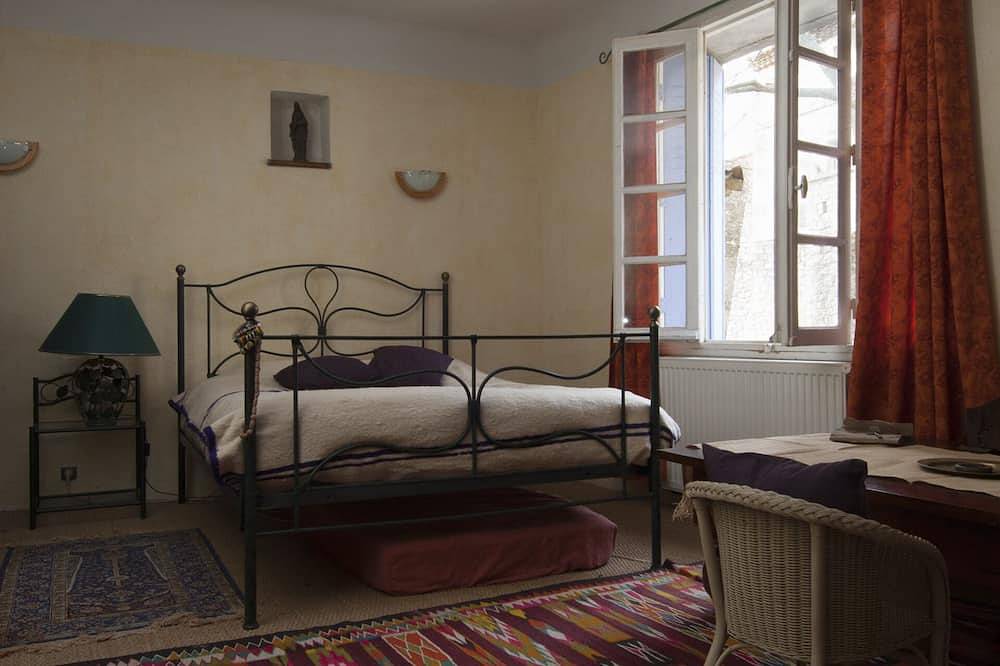 Maison De Charme Gorges Ardeche - Grotte Chauvet - Proximite Attraits Touristiqu in Bidon, Privas (arrondissement)