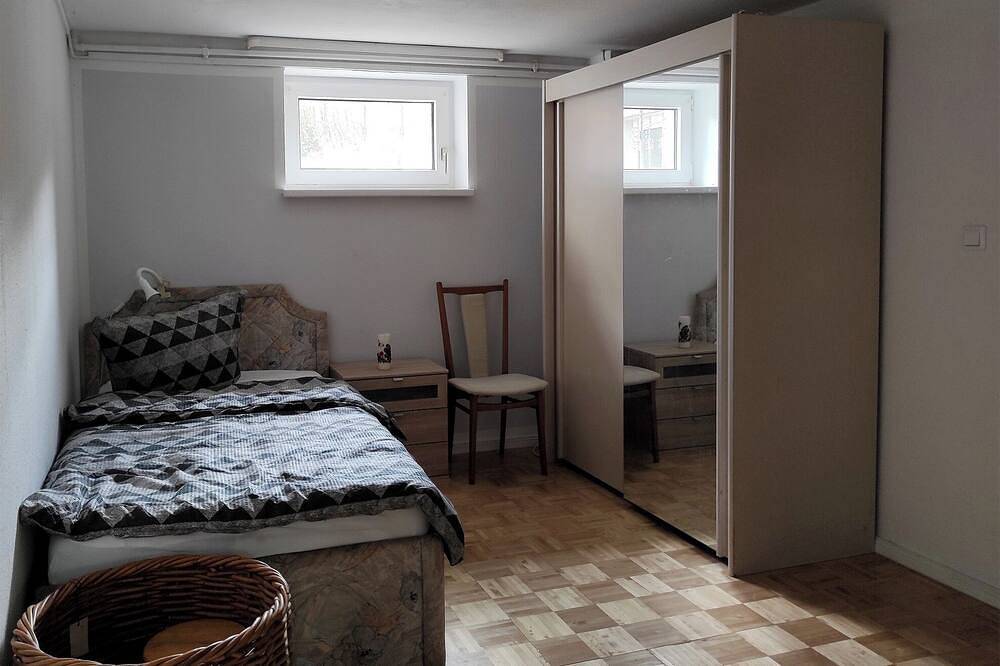 Ganze Wohnung, Ferienwohnung 1 in Treptow - Köpenick, Berlin