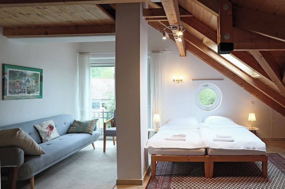 Traum-Villa München-Stockdorf 22 min zur City - 290 m² Wohnfläche + Pool + Sauna in Gauting, Landkreis Starnberg
