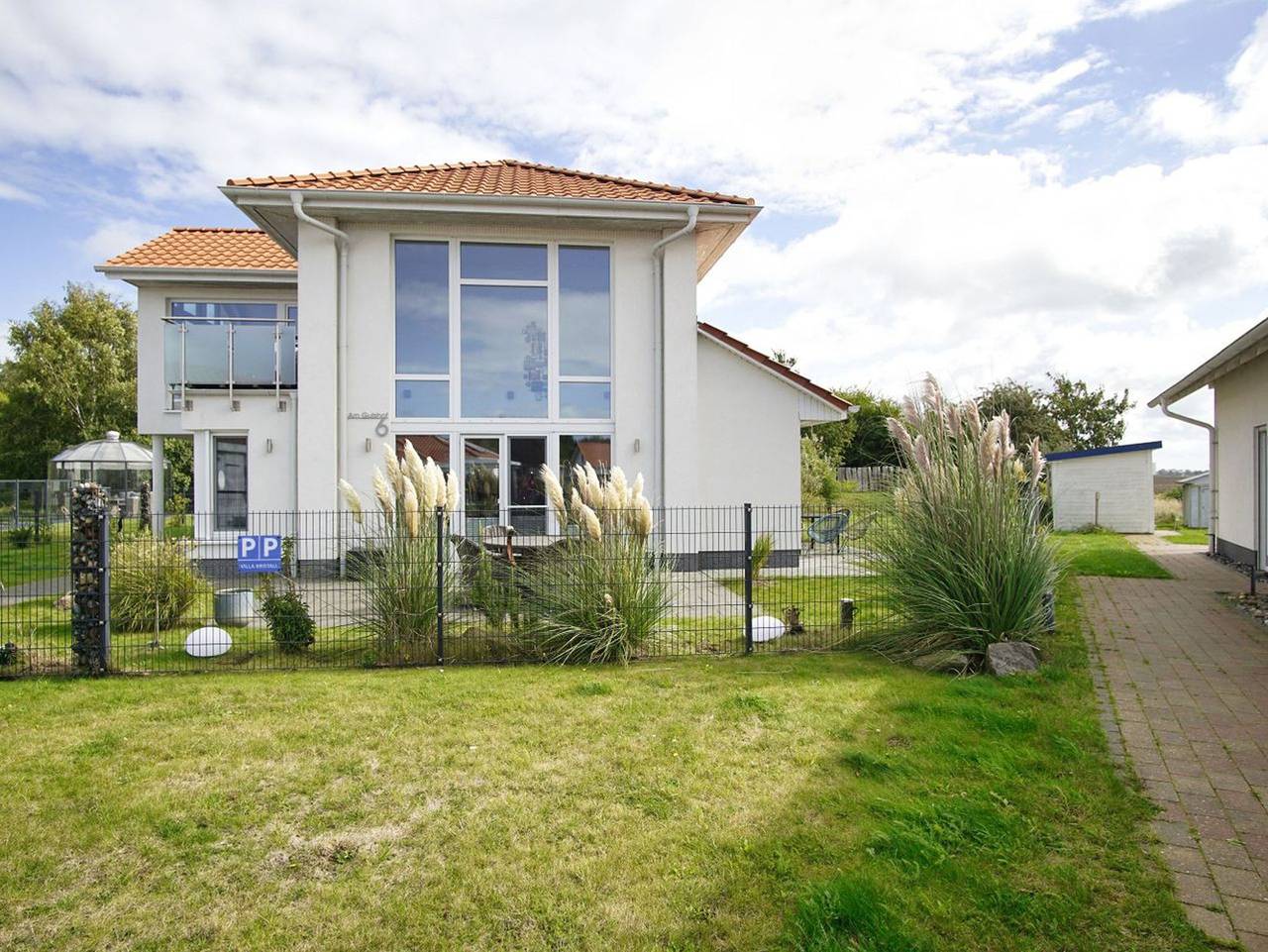 Villa Kristall - Haus in idyllischer Lage mit Wintergarten, Terrasse und Garten - Villa Kristall in Vaschvitz in Vaschvitz, Trent