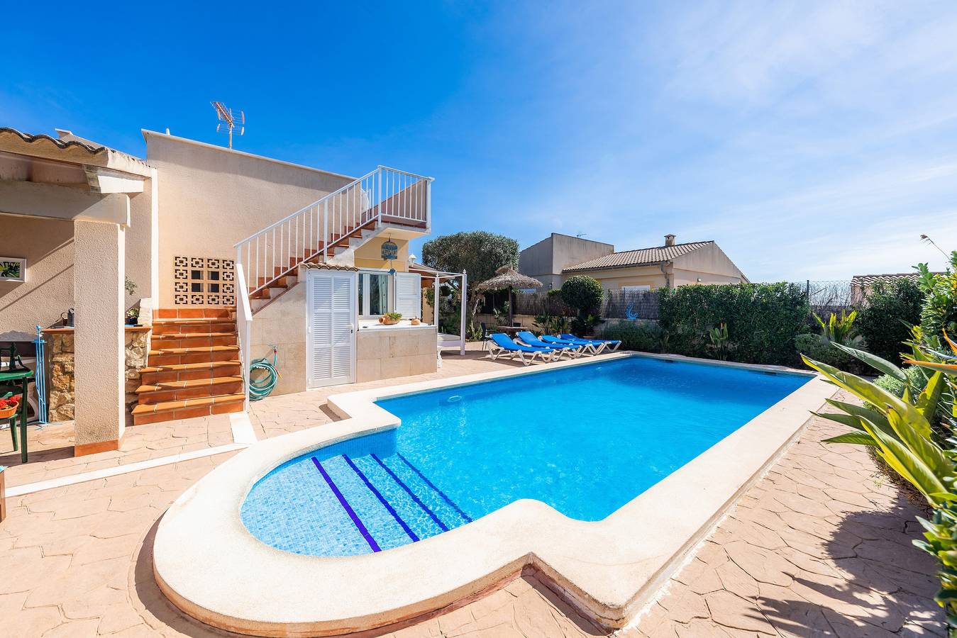Villa "Can Content" mit privatem Pool, privater Terrasse und Wlan in Playa de Muro, Muro