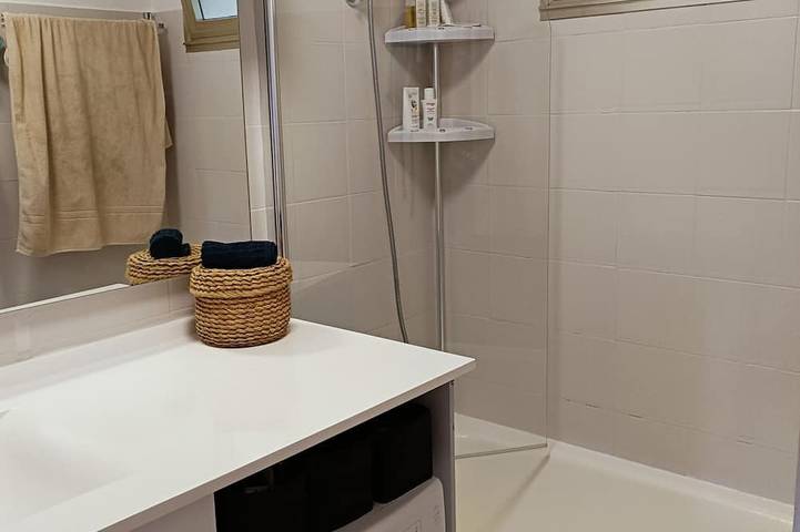 Gîte pour 2 personnes, avec balcon et jardin dans Plage de l'Esplanade-des-Goëlands - 3