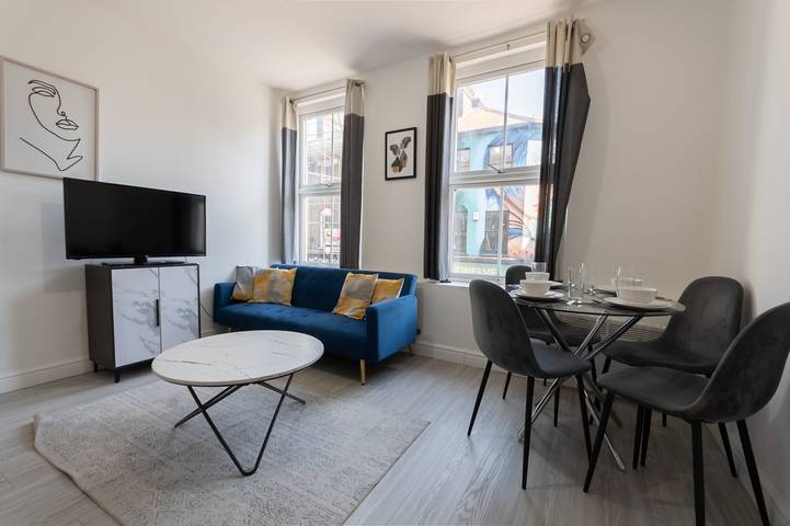 Apartment for 6 people, with Garden in Southend-on-Sea