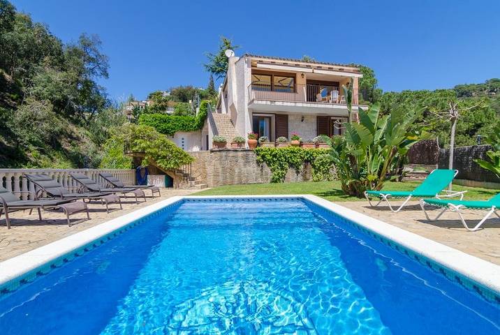 Casa rural para 8 personas, con jardín y terraza en Tossa de Mar - 4