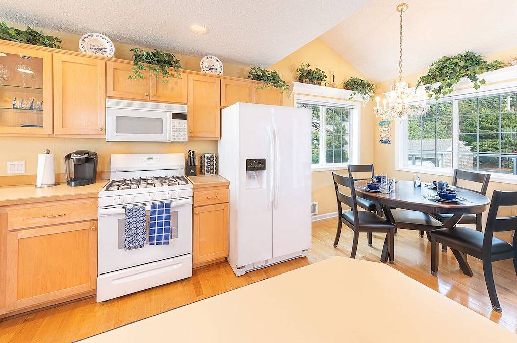 Ganze Wohnung, Oceanfront, Whale Watching, Pool - Nautical Breeze in Depoe Bay, Lincoln County (OR)