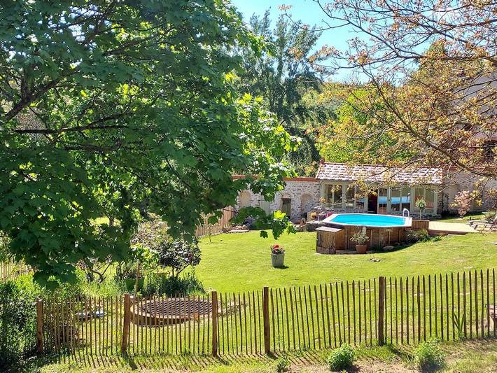 Location de vacances pour 2 personnes, avec piscine et jardin, animaux acceptés dans la Creuse - 3