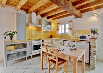 Gîte pour 2 Personnes dans Capvern, Hautes-Pyrénées, Photo 3