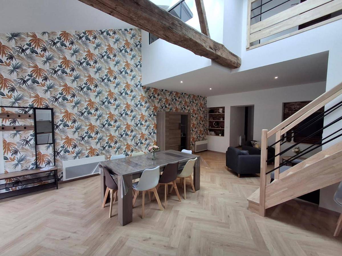 Appartement entier, Apartment in Trémentines, Région de Cholet