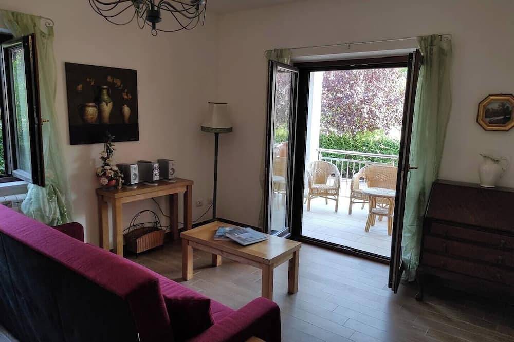 Ganze Wohnung, Cosy & Tranquil Apartment- sleeps 4-Wifi in Villa Latina, Frosinone Provinz