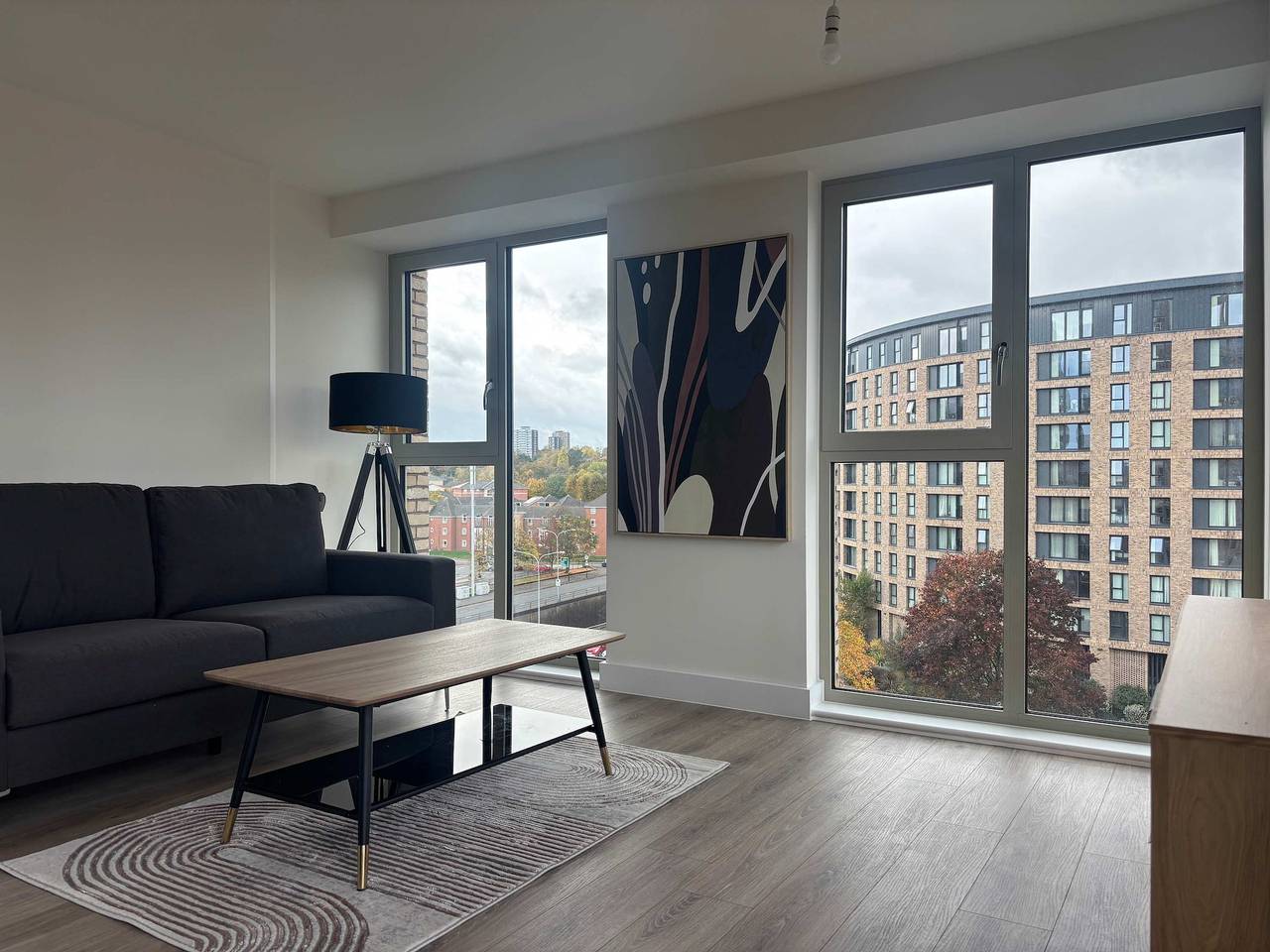 Appartement entier, Chic Urban Living-2Bed2Bath Apartment with Parking in Birmingham, Région de Birmingham