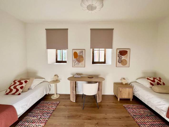 Gîte pour 3 personnes, avec jardin et piscine dans Jugy - 2