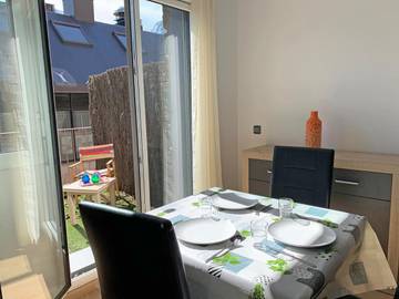 Gîte pour 5 personnes, avec vue à Pas de la Case