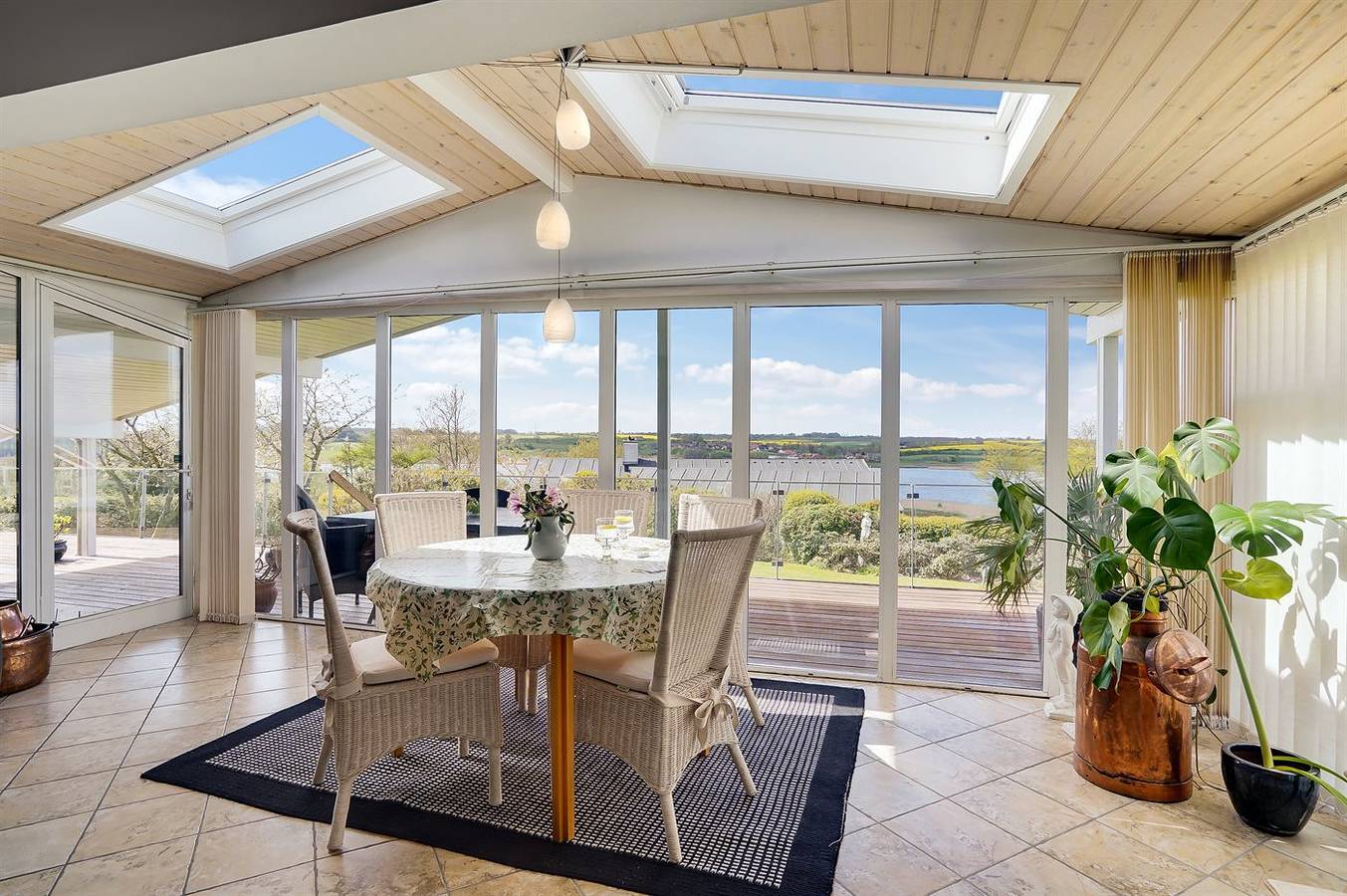 Stunning home in Løgstrup w/ 3 Bedrooms in Hjarbæk, Limfjord in Westjütland