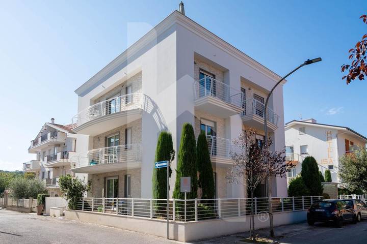 Appart’hôtel pour 4 personnes, avec vue et balcon