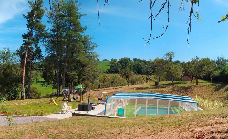 Chambre d’hôte pour 2 personnes, avec piscine et vue ainsi que jardin et terrasse dans la Loire - 4