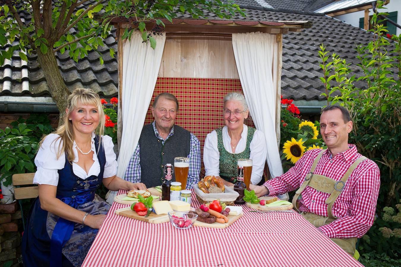 Ganze Ferienwohnung, Ferienwohnung Mohnblume in Burggen, Romantische Straße