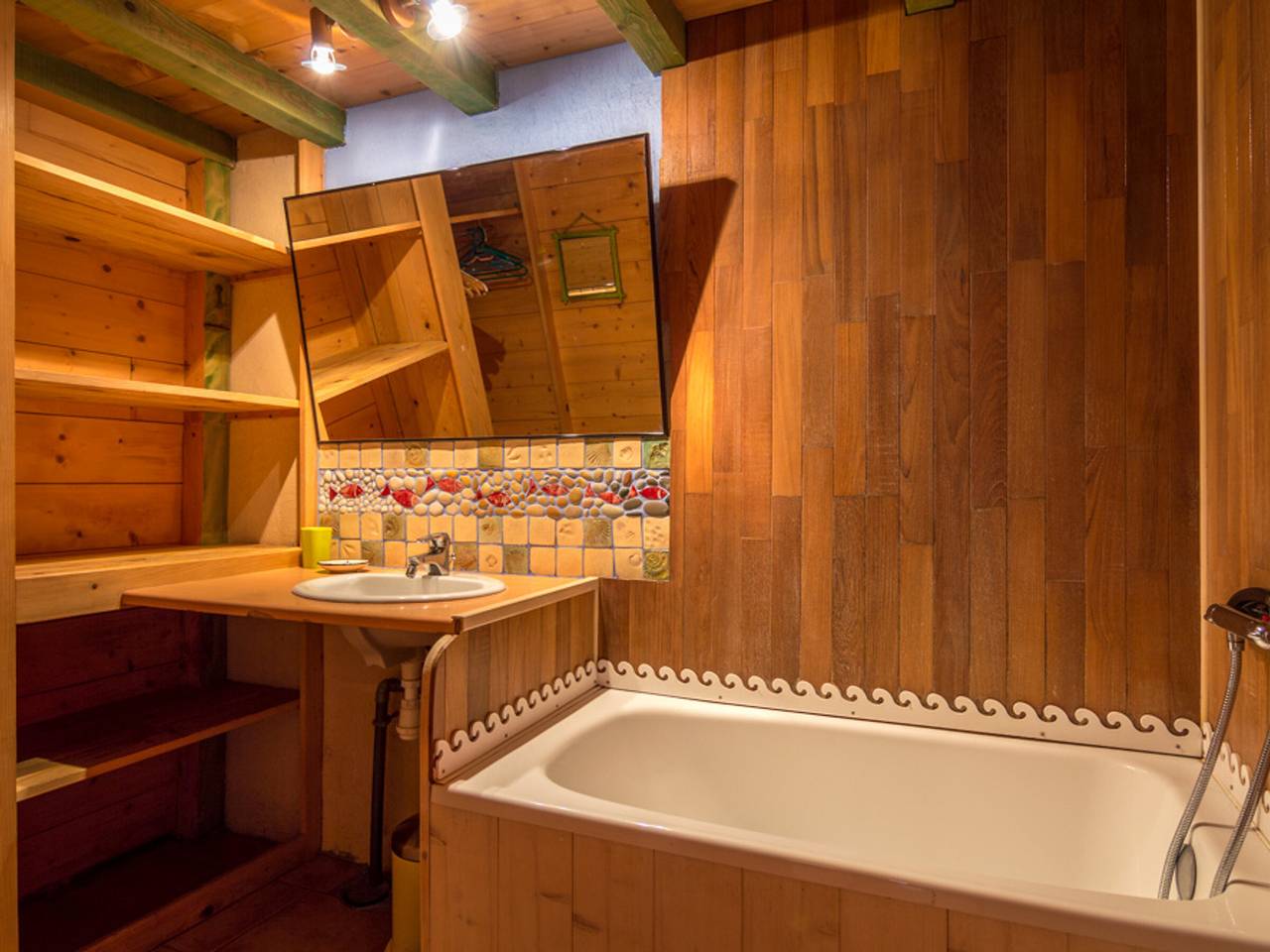 Apartamento entero, Loft renovado con aire acondicionado y jardín en Mèze in Mèze, Costa mediterránea (Francia)