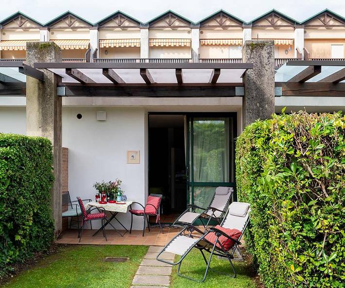 Location de vacances pour 6 personnes, avec piscine et jardin dans Iseo - 2