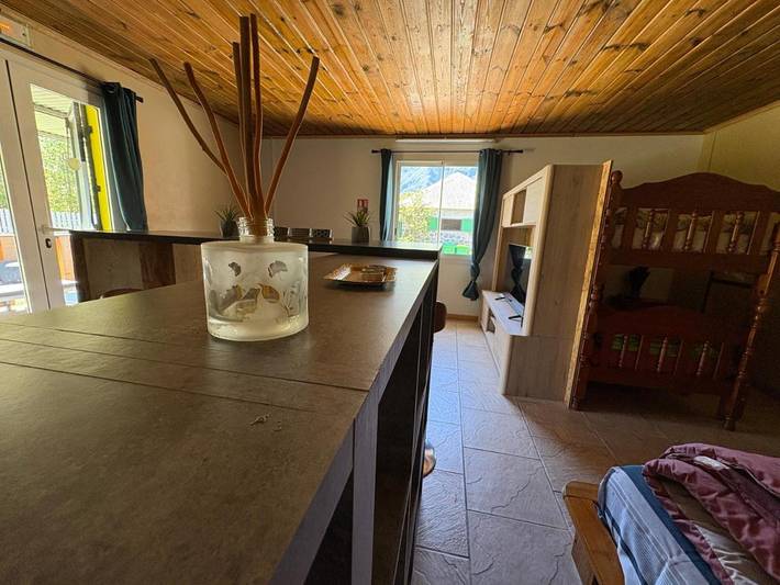 Tente pour 6 personnes, avec jardin ainsi que jacuzzi et terrasse, animaux acceptés sur l' Île de la Réunion - 3