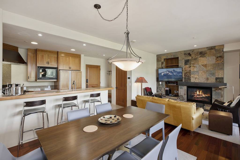 Ganze Wohnung, Granita 303- Gorgeous Views, Ski in/Ski out, Access to it All! in Mountain Village, Telluride Ski Resort