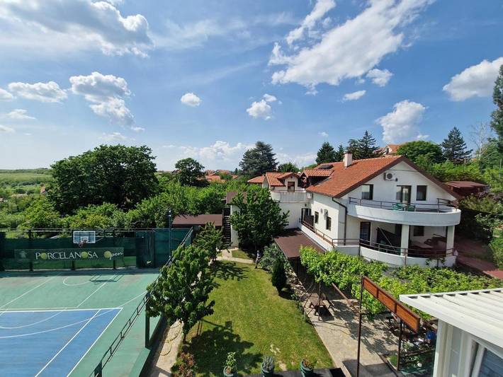 Maison d’hôte pour 2 personnes, avec jardin et jacuzzi