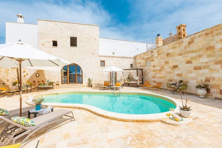 Villa "Casale Citrignano" with Private Pool in Ostuni, Salento