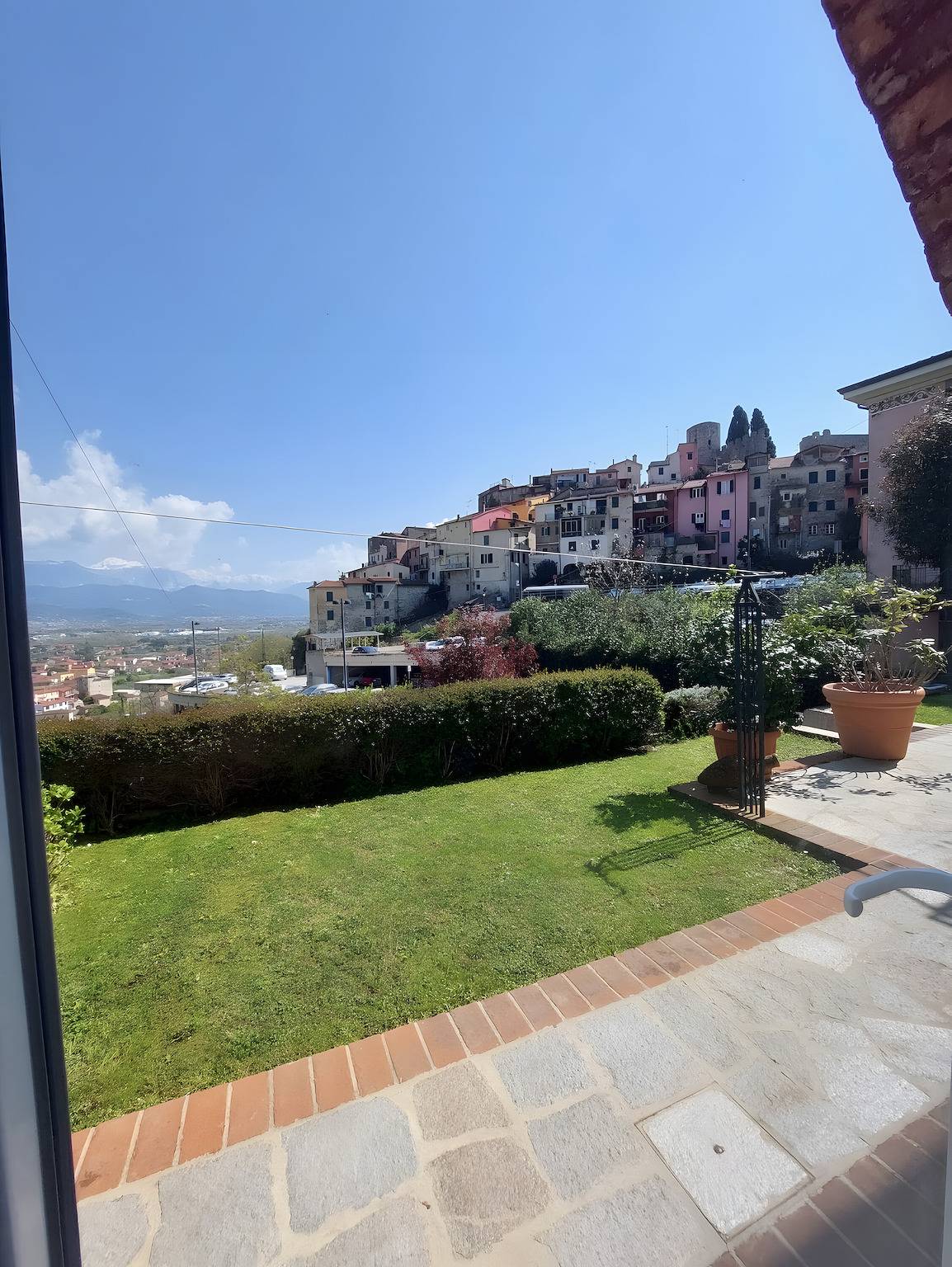 Ganze Wohnung, Apartment 'Montemare' mit privatem Garten, Wlan und Klimaanlage in Ameglia, Ameglia Gemeinde