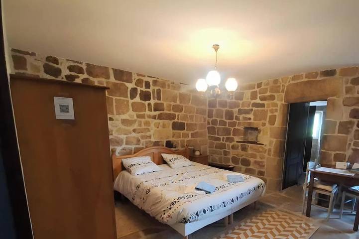 Chambre d’hôte pour 5 personnes, avec piscine et jardin