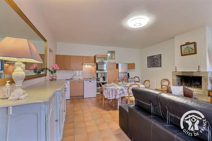 Gîte pour 3 personnes, avec jardin et terrasse à Saint-Méloir-des-Ondes - 2