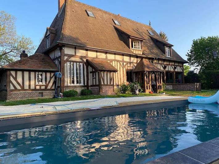 Location de vacances pour 16 personnes, avec piscine et jardin, animaux acceptés à Manneville-sur-Risle