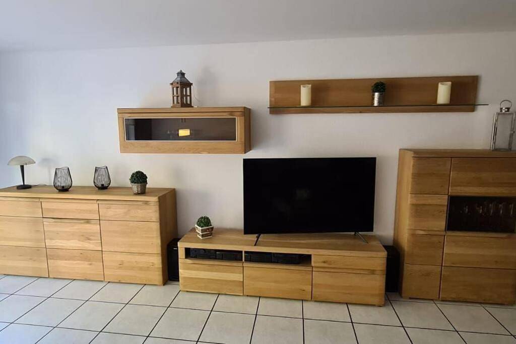 Geheel appartement, Two-Bedroom Apartment in Ratingen, Kreis Mettmann