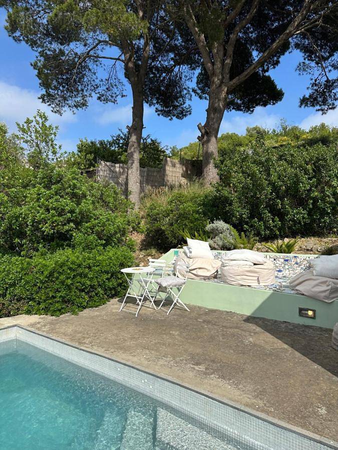 Villa pour 3 personnes, avec piscine et vue ainsi que terrasse et jardin, animaux acceptés à Capri - 2