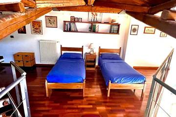 Villa for 7 Guests in Mondello Beach, Mondello, Picture 1
