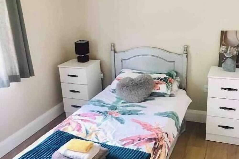 3-bedroom house in Killybegs with Wifi perfect for kids and family in Killybegs ED, Donegal