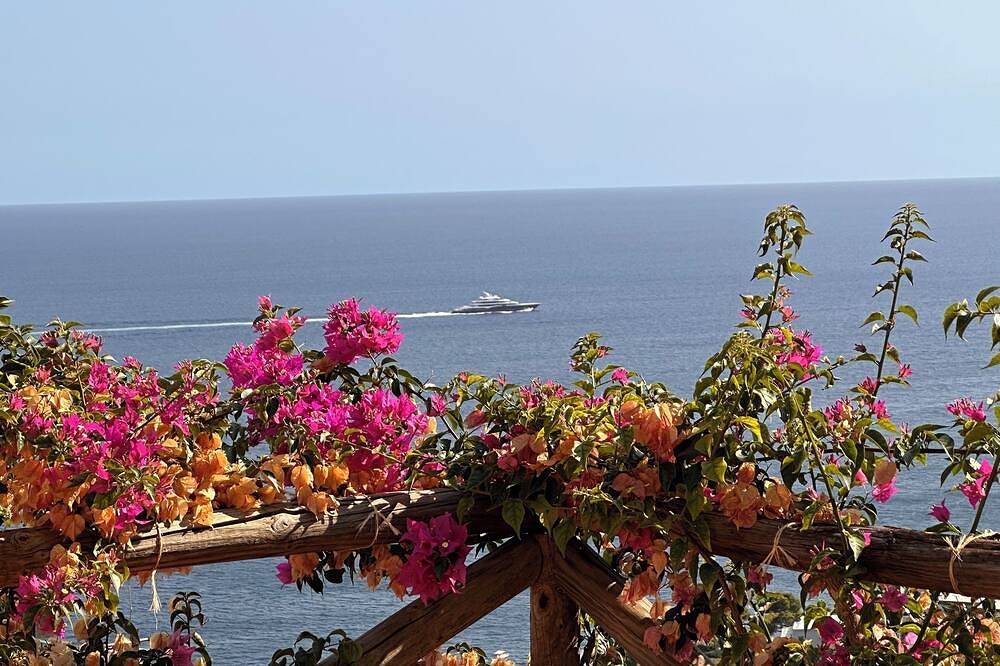 Esclusiva dimora con straordinaria vista mare  Amalfi - in Tovere, Amalfi