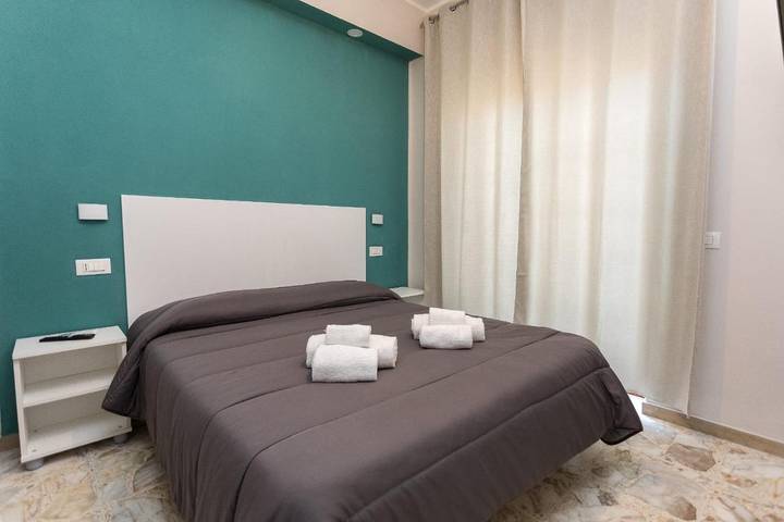 Chambre d’hôte pour 2 personnes, avec balcon et vue à Praia a Mare - 3