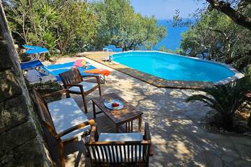 Location de vacances pour 5 personnes, avec jardin à Corsano