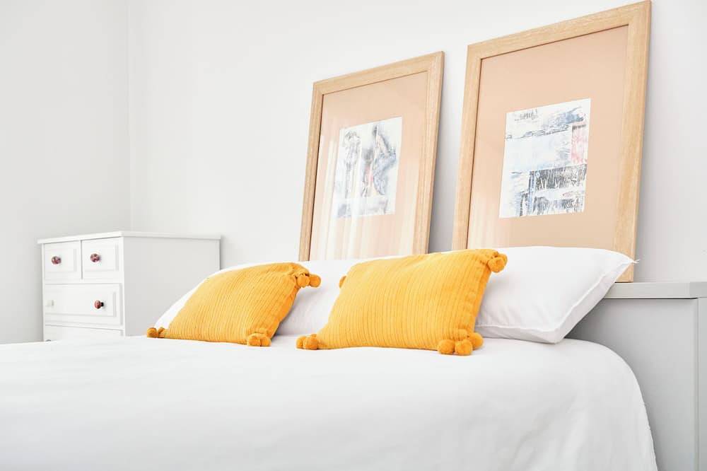 Entire apartment, Piso moderno en la costa Cántabra in Santa Cruz de Bezana, Cantabrian Coast