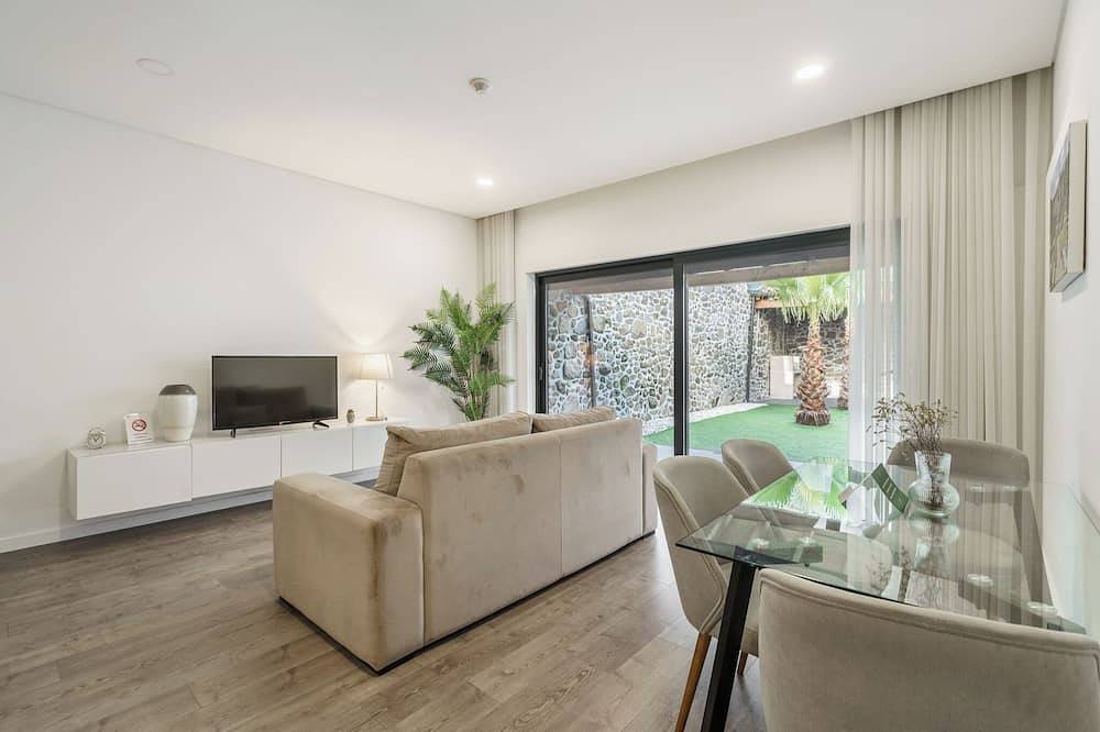 Holiday apartment in Braga from £87 per night