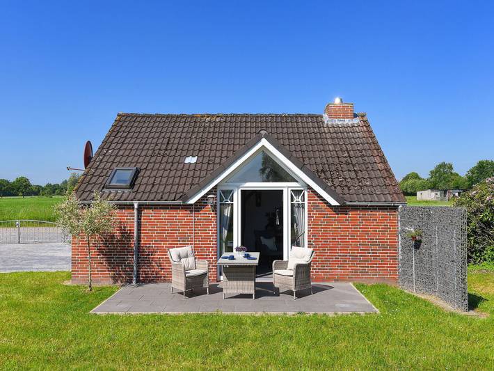 Ferienhaus für 2 Personen, mit Terrasse und Garten in Ostfriesland - 2