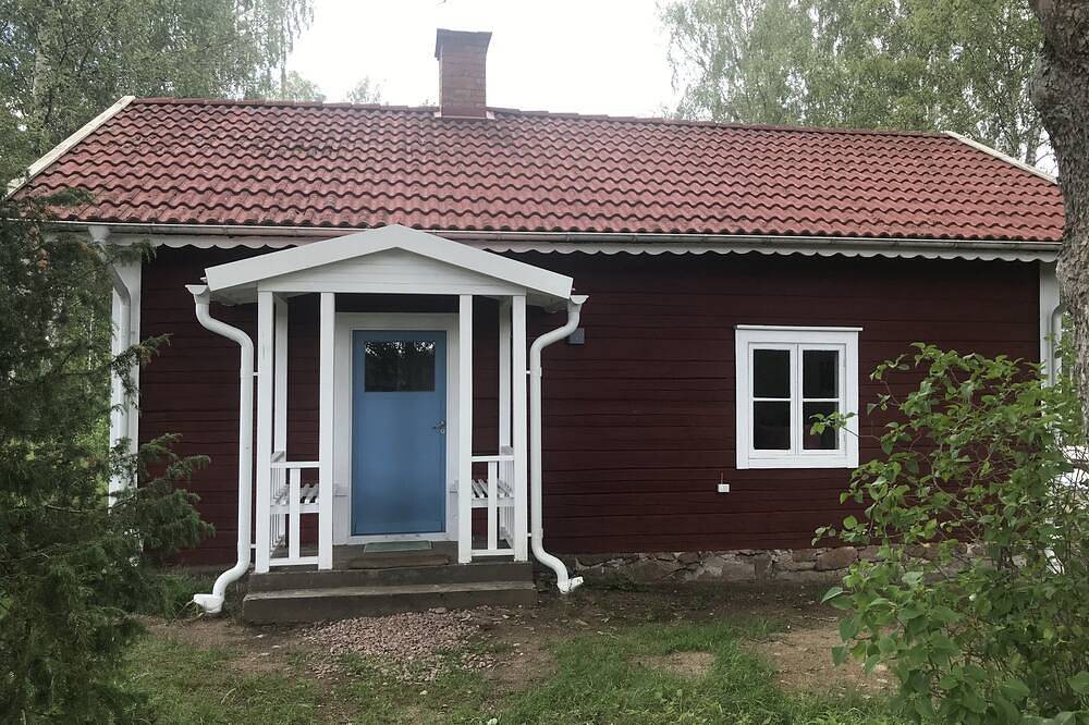 Altes schwedisches Torp nahe Vimmerby modern renoviert in Mariannelund, Jönköpings län