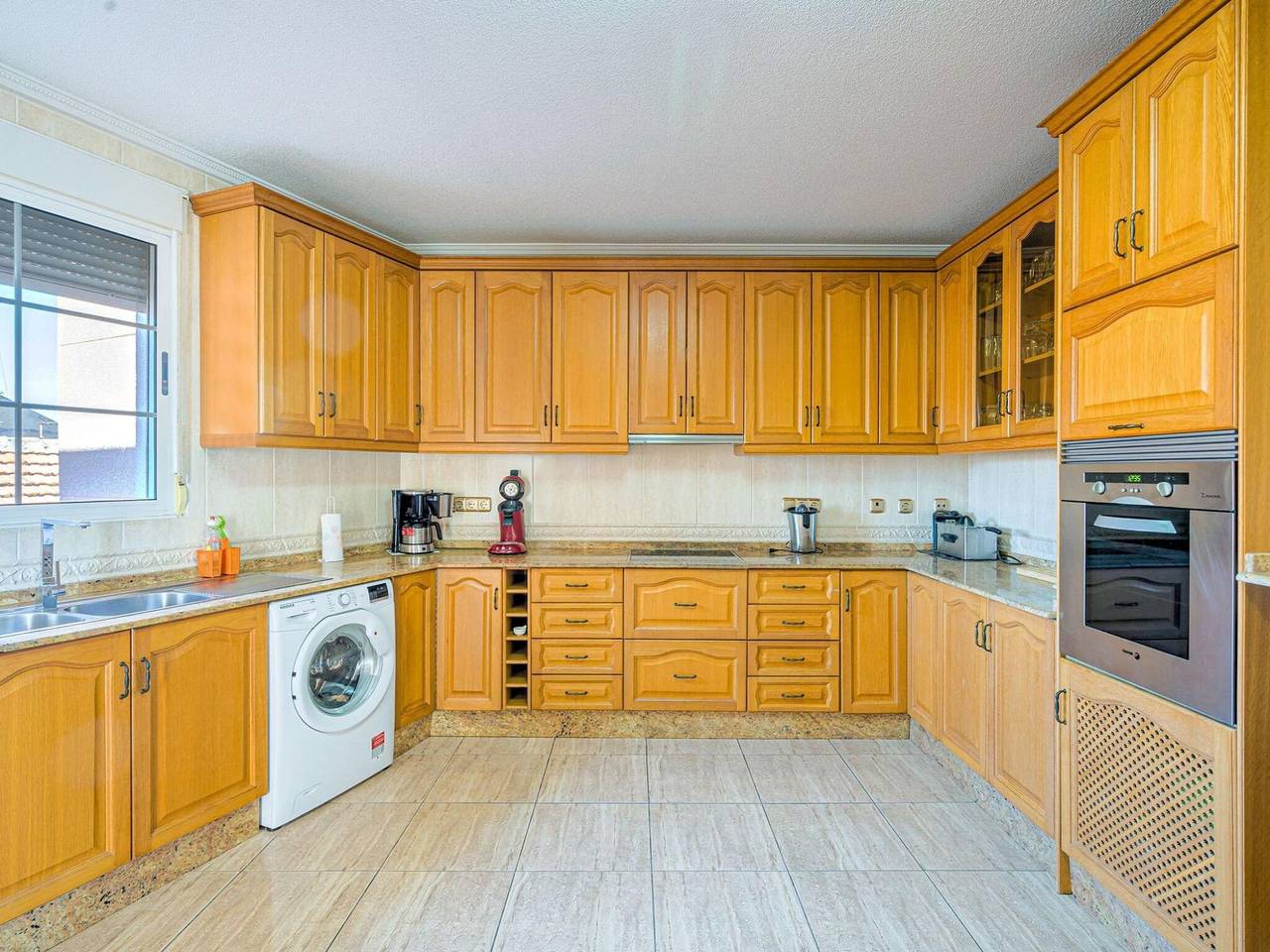Pretty Holiday Home in San miguel de salinas with Pool in San Miguel de Salinas, Costa Blanca