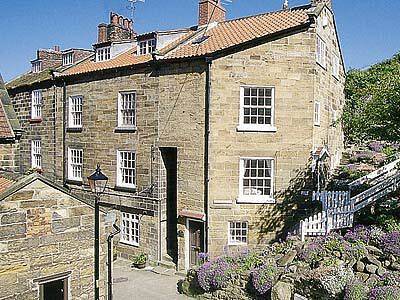 Cottage for 6 people, with Garden in Robin Hood's Bay