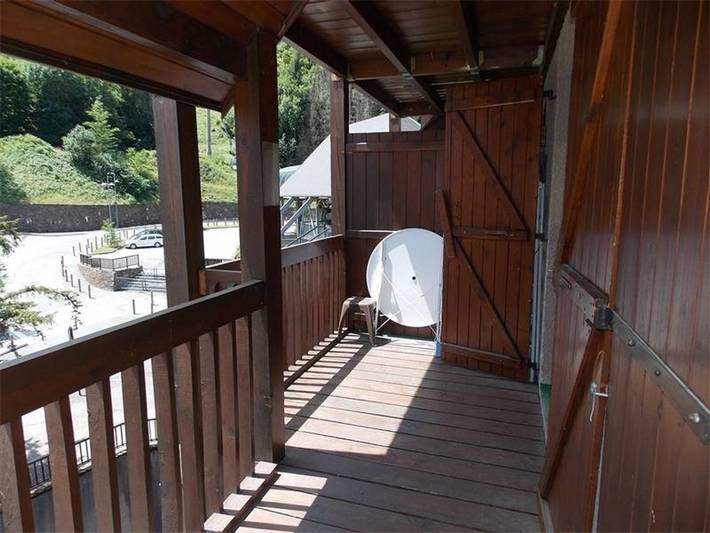 Appartement entier, T3 Sud au Pied Téléphérique avec Balcon, Parking, Animaux Ok in Luchon-Superbagnères, Bagnères-de-Luchon