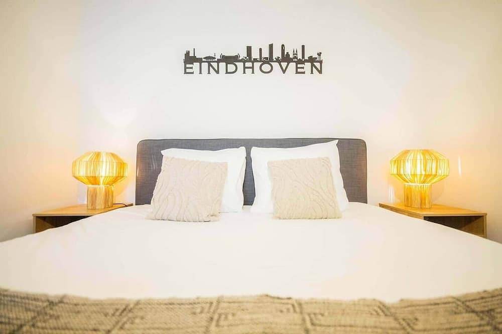 Entire apartment, Upscale 90m2  Two Bedroom Apartment (Ks-8-B) in Eindhoven, North Brabant