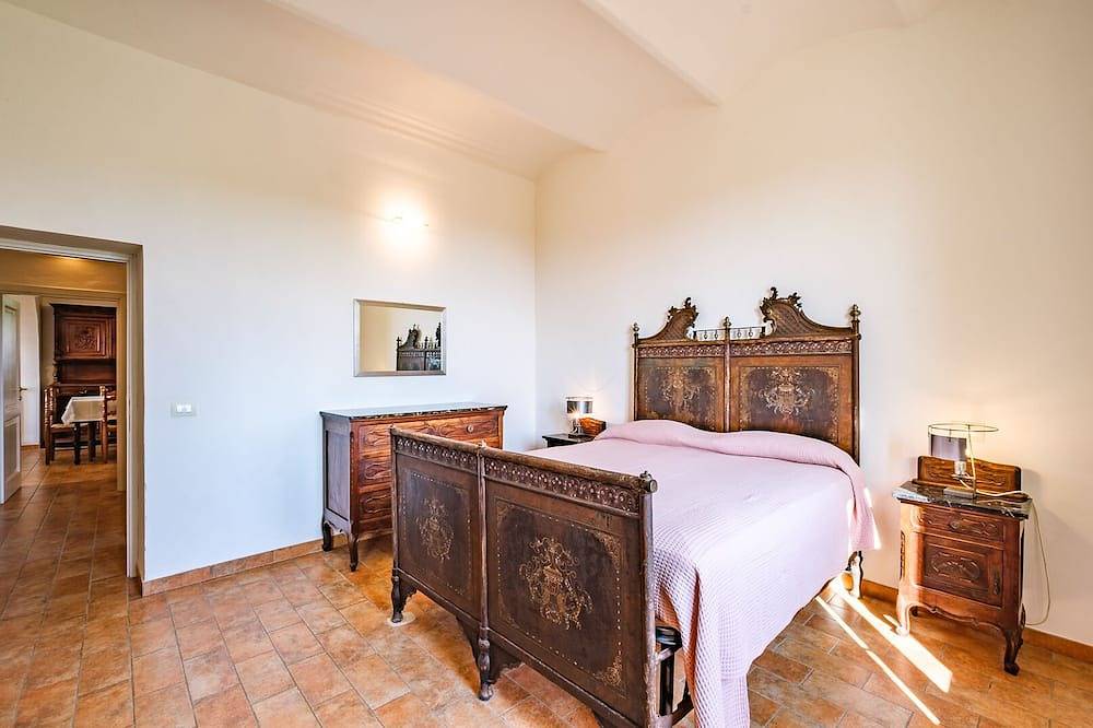 Apartment 6 People In Country Villa With Pool in Castellina Marittima, Etruskische Küste