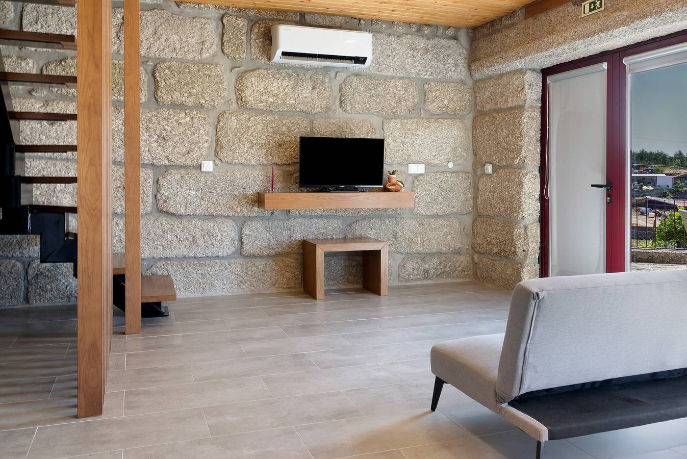 Casa rural 'Casa Do Alpendre - T2' con vistas al lago, Wi-Fi y aire acondicionado in Anissó e Soutelo, Distrito de Braga