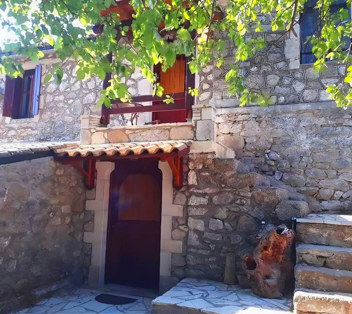Gîte pour 6 personnes, avec Balcon et Jardin