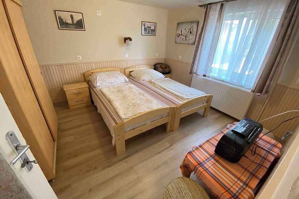 Ganze Wohnung, Ferienwohnung nähe zum Stadtzentrum im Grüngürtel mit Klimaanlage in Siofok, Siófok und Umgebung