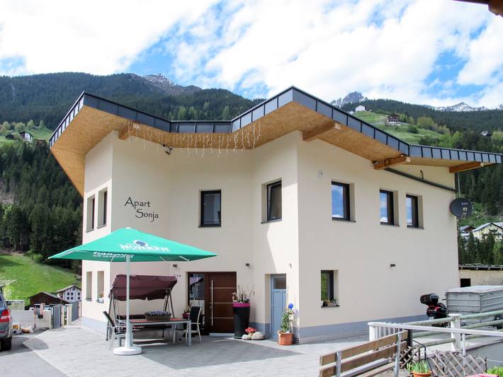 Vakantieappartement voor 12 personen, met tuin en balkon - 1